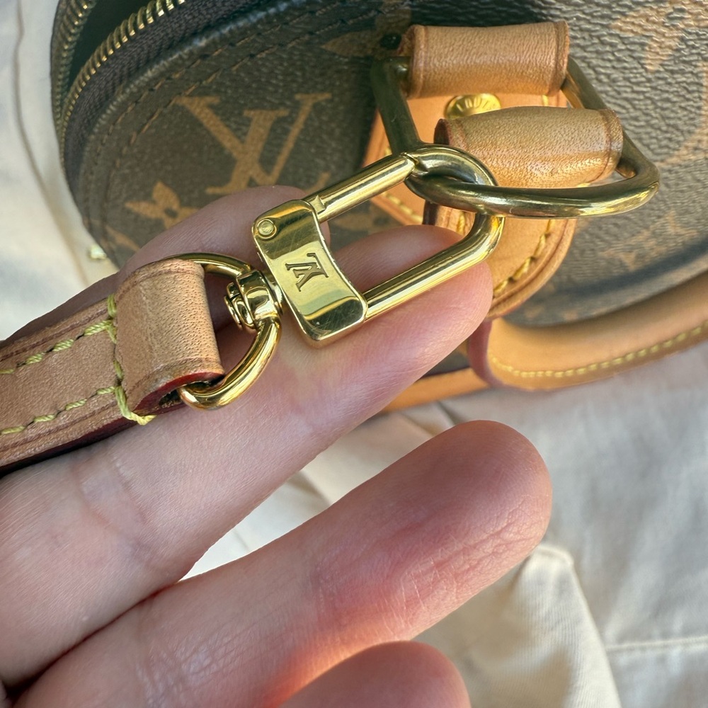 Louis Vuitton Alma BB - Picture 6 of 8